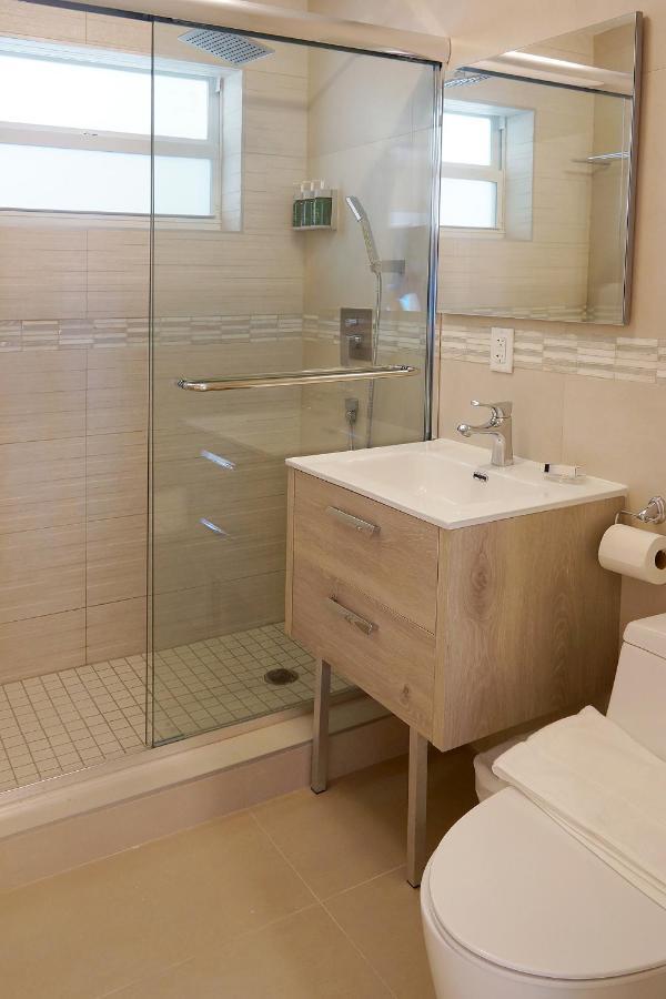 הוליווד Diane Oceanfront Suites מראה חיצוני תמונה