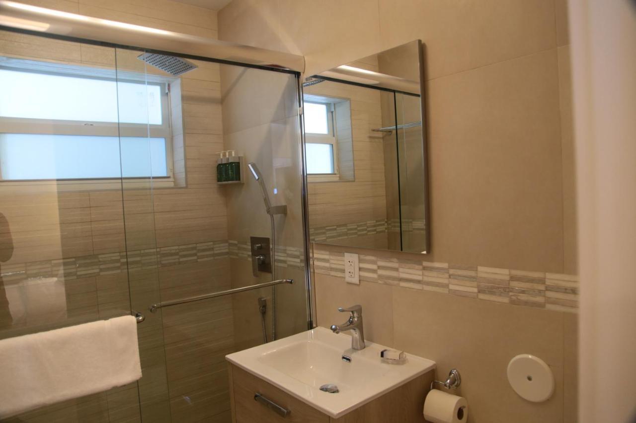 הוליווד Diane Oceanfront Suites מראה חיצוני תמונה